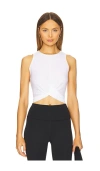 Beyond Yoga Featherweight Center Stage Cropped Tank Top In White