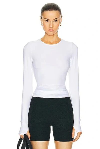 Beyond Yoga Featherweight Classic Crew Pullover Top In Cloud White