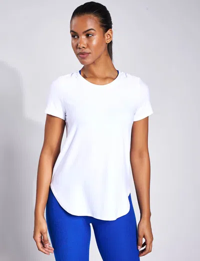 BEYOND YOGA FEATHERWEIGHT ON THE DOWN LOW TEE