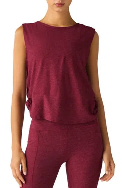 Beyond Yoga Featherweight Side Twist Tank In Burgundy