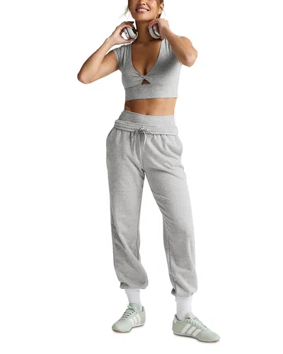 Beyond Yoga Get It Twisted Cropped Top In Gray