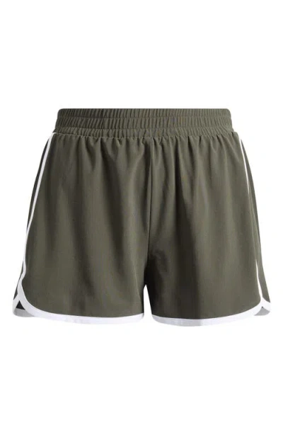 Beyond Yoga Go Retro Shorts In Green