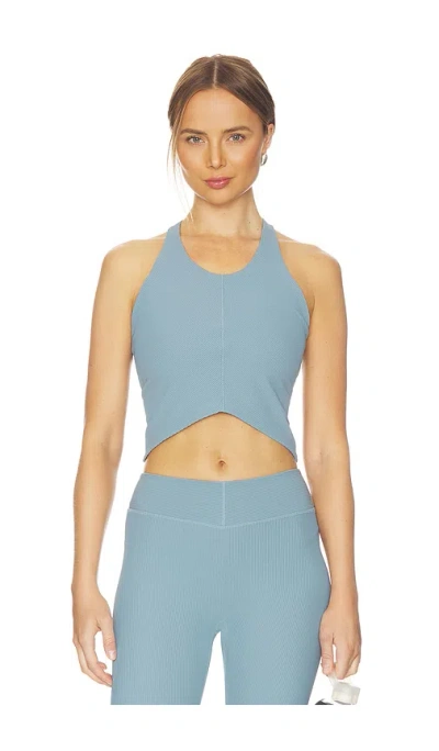 Beyond Yoga Good Form Rib Cropped Tank Top In Blue