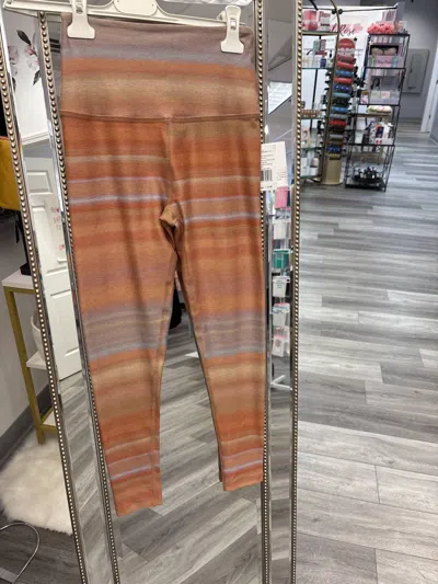 Beyond Yoga High Waisted Midi Leggings In Ombre