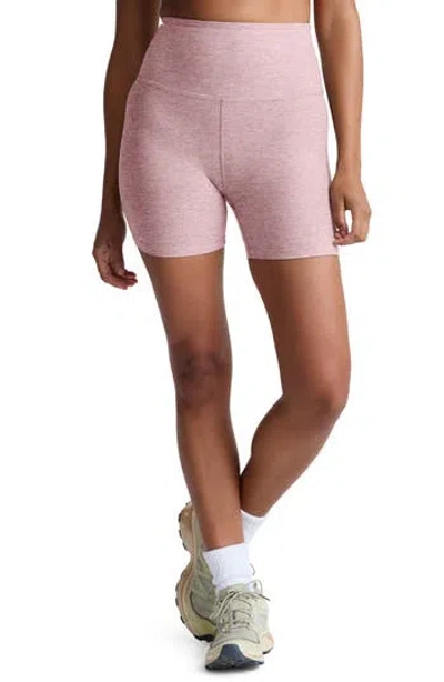 Beyond Yoga Keep Pace Space Dye Bike Shorts In Blush Blooms Heather