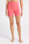 Beyond Yoga Keep Pace Space Dye Bike Shorts In Pink