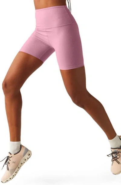 Beyond Yoga Keep Pace Space Dye Bike Shorts In Pink Haze Heather