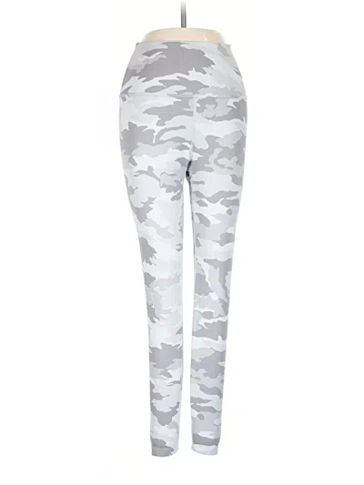 Pre-owned Beyond Yoga Leggings In Gray
