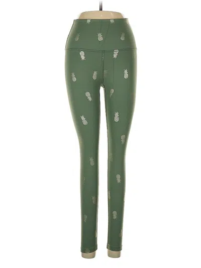Pre-owned Beyond Yoga Leggings In Green