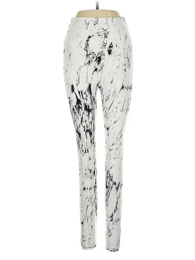 Pre-owned Beyond Yoga Leggings In Silver