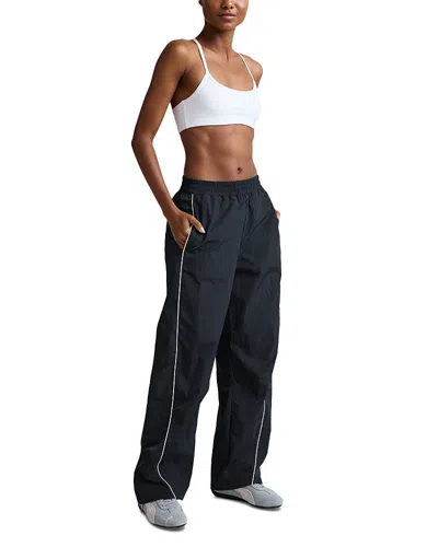 Beyond Yoga Limitless Mid Rise Barrel Leg Pants In Black