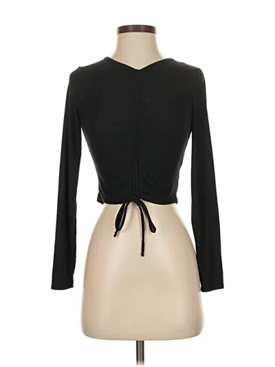 Pre-owned Beyond Yoga Long Sleeve Top Black Keyhole Neckline Tops