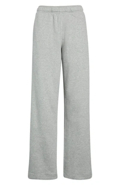 Beyond Yoga Luxe Fleece Straight Leg Sweat Pants In Gray