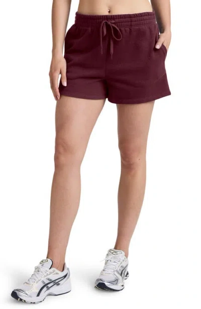 Beyond Yoga Luxe Fleece Sweat Shorts In Burgundy