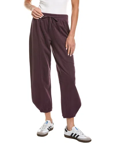 Beyond Yoga Luxefleece Barrel Sweatpant In Burgundy