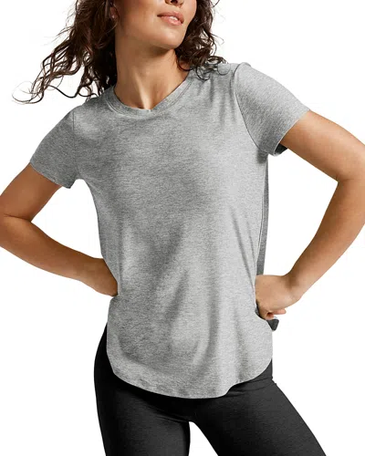 Beyond Yoga Featherweight On The Down Low Tee Silver Mist In Gray