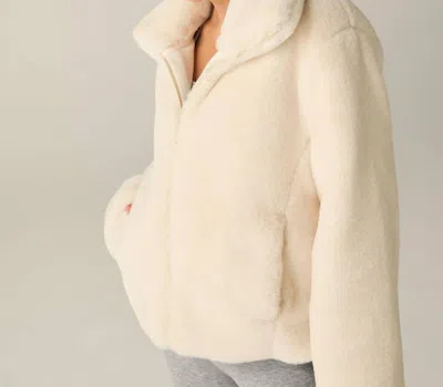 Beyond Yoga On The List Faux Fur Jacket In Fresh Snow
