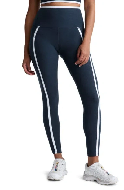 BEYOND YOGA BEYOND YOGA OUT OF POCKET SIDE STRIPE HIGH WAIST POCKET LEGGINGS