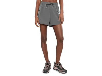 Beyond Yoga Peak 3 Shorts In Gray