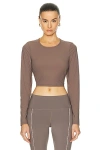 BEYOND YOGA POWER BEYOND LITE CARDIO CROPPED PULLOVER TOP