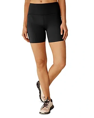 Beyond Yoga Powerbeyond Strive Bike Shorts In Black