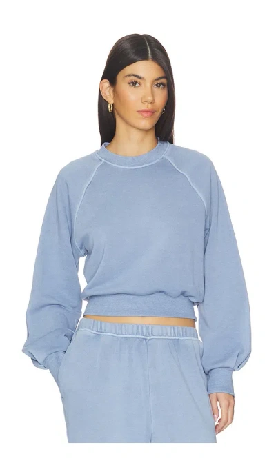Beyond Yoga Raglan Crew Sweatshirt In Blue