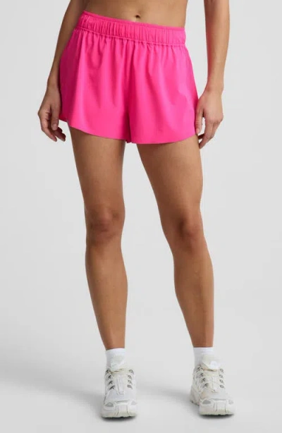 Beyond Yoga Solemate Run Shorts In Pink
