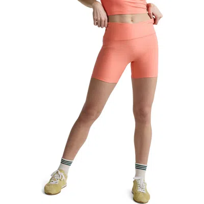 Beyond Yoga Space Dye Leisure Bike Shorts In Pink