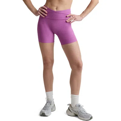 Beyond Yoga Space Dye Leisure Bike Shorts In Purple