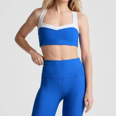 Beyond Yoga Space Dye Trophy Bra In Court Blue/cloud White
