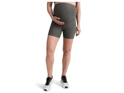 Beyond Yoga Spacedye Keep Pace 5 Maternity Pocket Biker Shorts In Gray