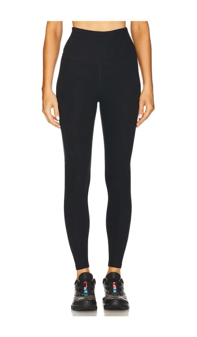 Beyond Yoga Spacedye Raise The Barre Shirred Legging In Black