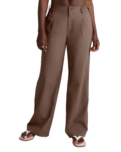 Beyond Yoga Status Trousers In Brown