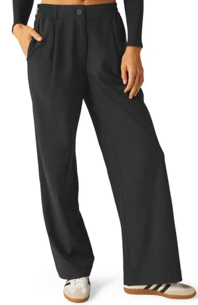 Beyond Yoga Status Trousers In Black