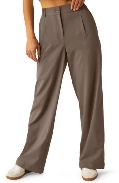 Beyond Yoga Status Trousers In Dune