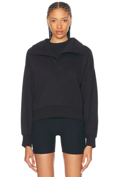 Beyond Yoga Street Smart Pullover Sweatshirt In Black
