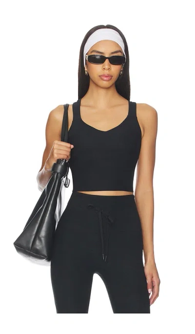 Beyond Yoga Twist Through Cropped Tank Top In Black