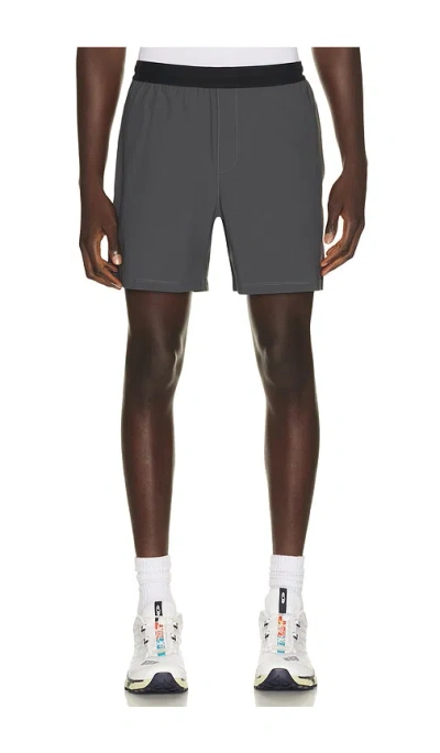 Beyond Yoga Warplite Range Lined Short In Gray