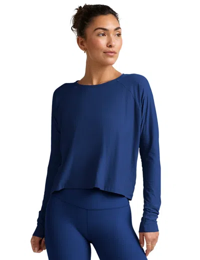 Beyond Yoga Women's Featherweight Daydreamer Pullover In Blue