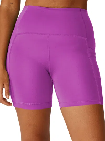 Beyond Yoga Women's Powerbeyond Strive Pocket Biker Shorts In Violet Berry