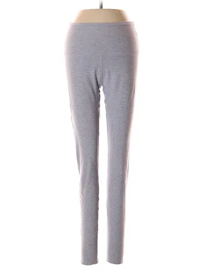 Pre-owned Beyond Yoga Yoga Pants In Purple