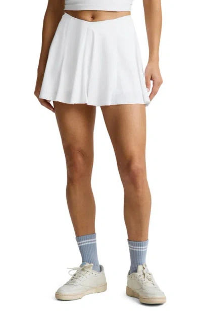 Beyond Yoga You're A Force Performance Miniskort In White