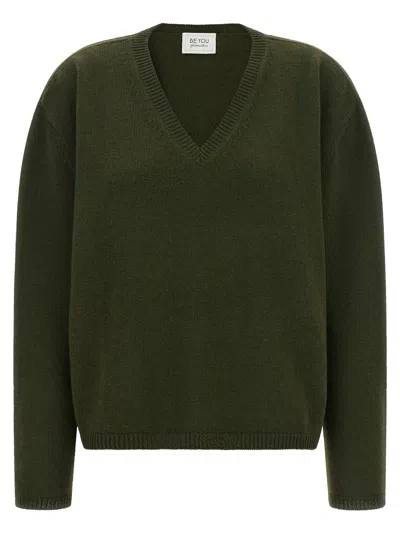 Beyou Be You '2030' Sweater In Green