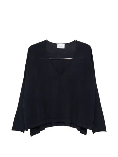 Beyou Cashmere And Silk V-necked Sweater In Black
