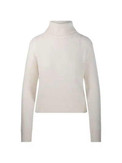Beyou Ribbed-knit Turtleneck Sweater In White