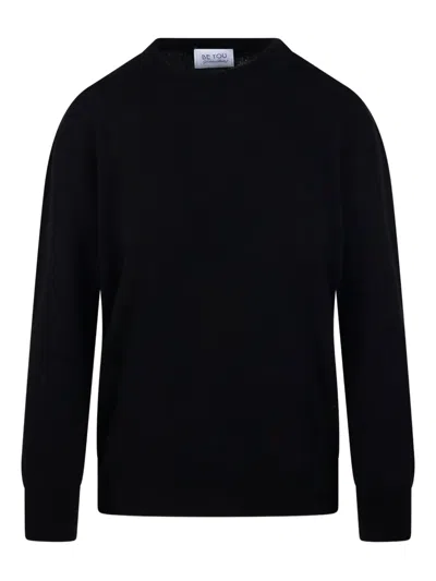Beyou Round-neck Long-sleeves Jumper In Black