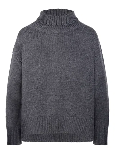 Beyou Turtleneck Sweater In Gray