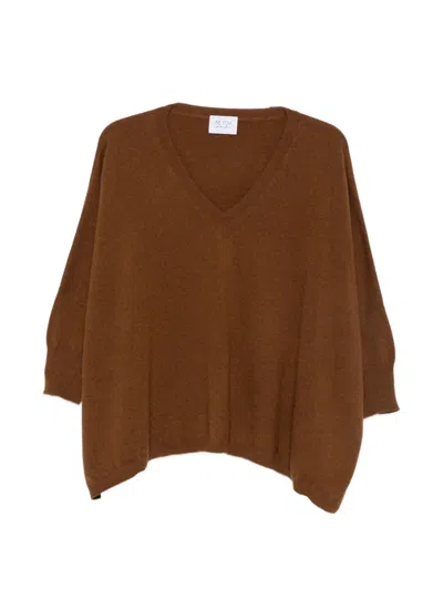 Beyou V-neck Sweater In Brown