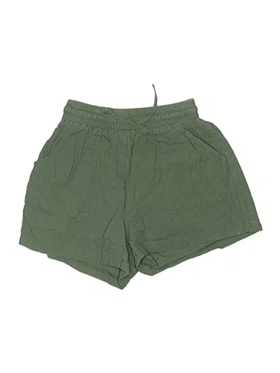 Pre-owned Beyove Shorts In Green