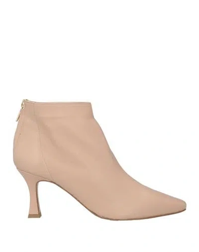 Bianca Di Woman Ankle Boots Light Pink Size 7 Leather